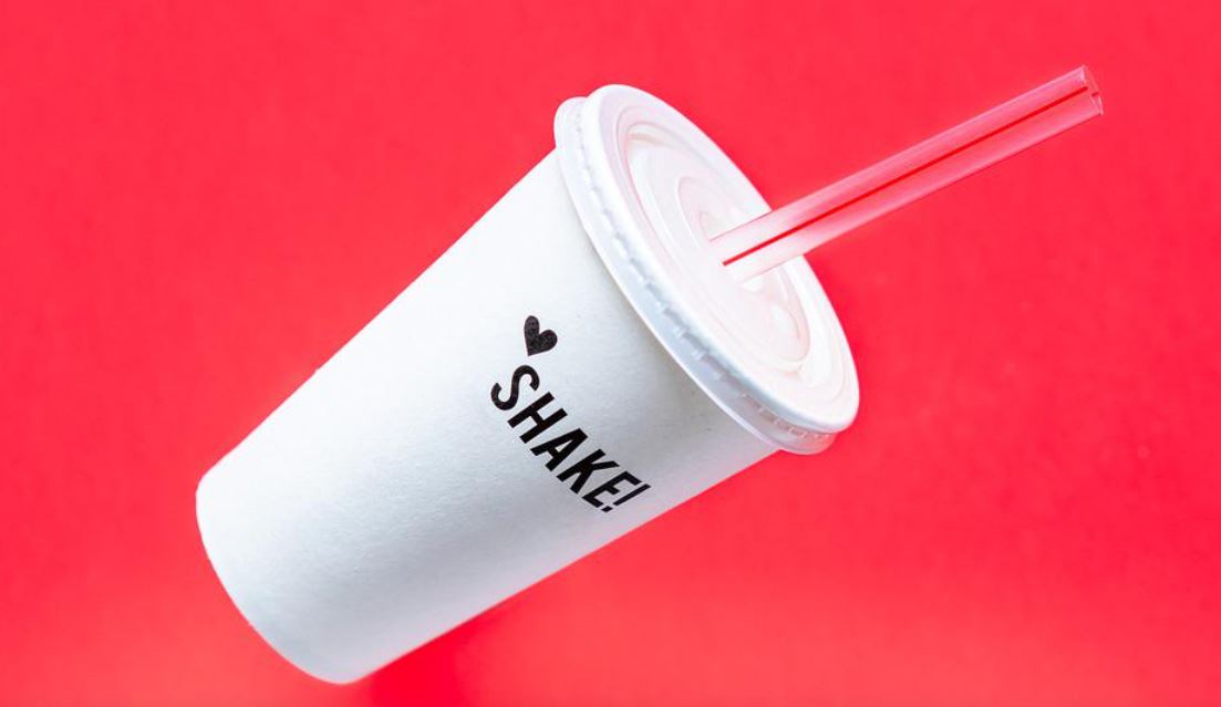 shake v kelímku
